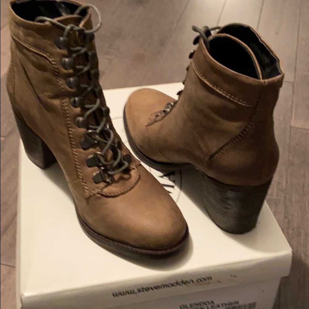 Steve Madden shoe boots